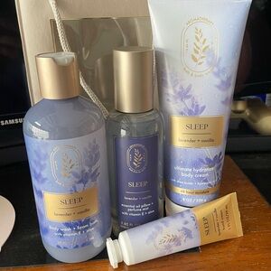 Bath & Body Work vanilla lavender sleep body beauty vitamin E relaxing set